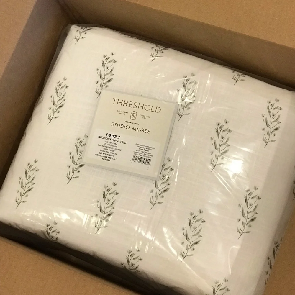 Full/Queen Lofty Cotton Slub Wood Block Floral Quilt White - Studio McGee